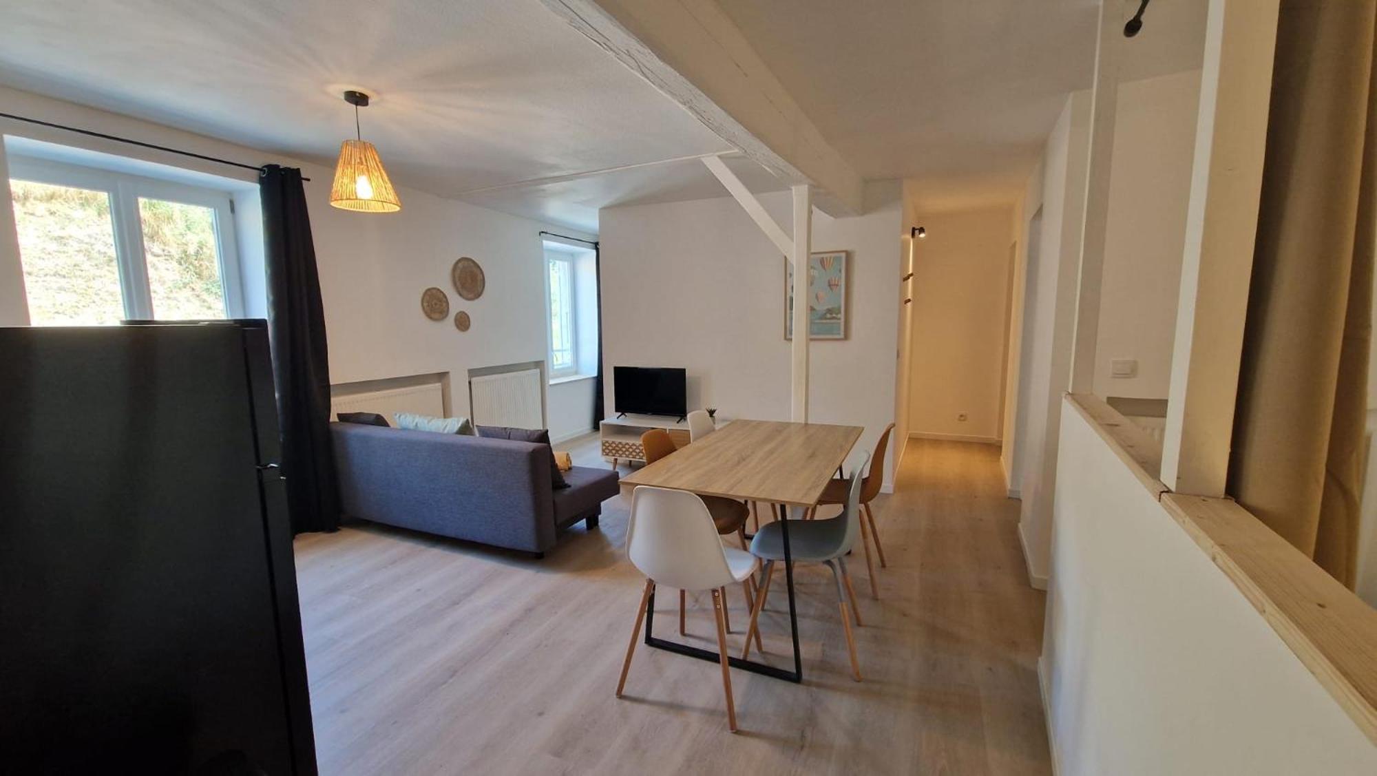 Le Bourg Apartment Lagnieu Exterior photo